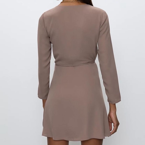 NWT Aritzia Babaton Optima Dress in Shadow Mauve - Picture 2 of 7